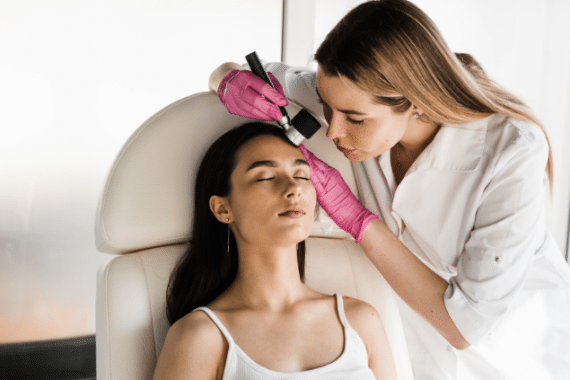 5 Signs It’s Time To A Medical Dermatologist For Your Skin